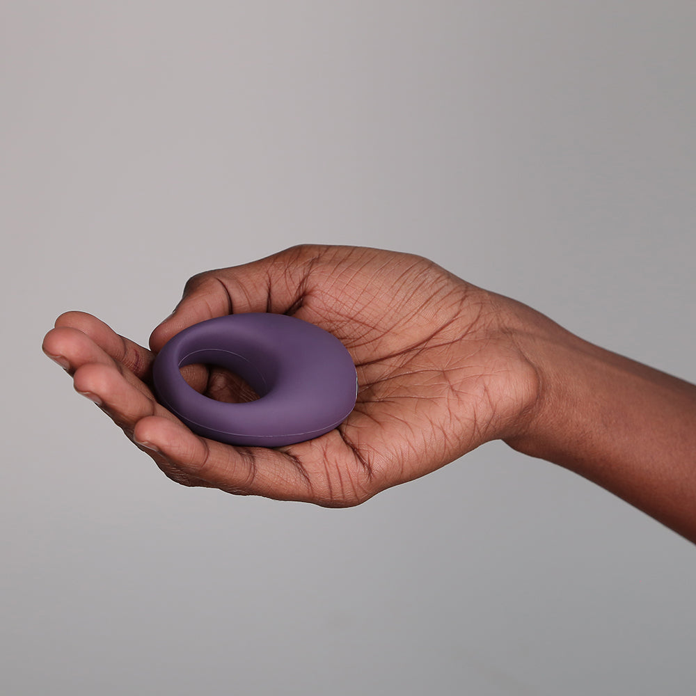 Je Joue Mio Rechargeable Vibrating Silicone Cock Ring Purple